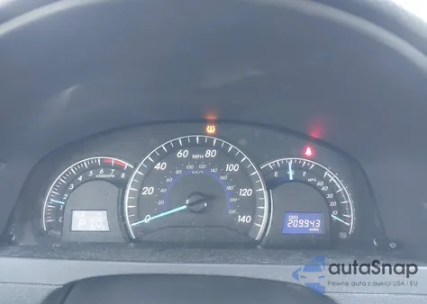 2012 Toyota Camry Xle z USA, uszkodzony, nr VIN 4T1BF1FK7CU020101